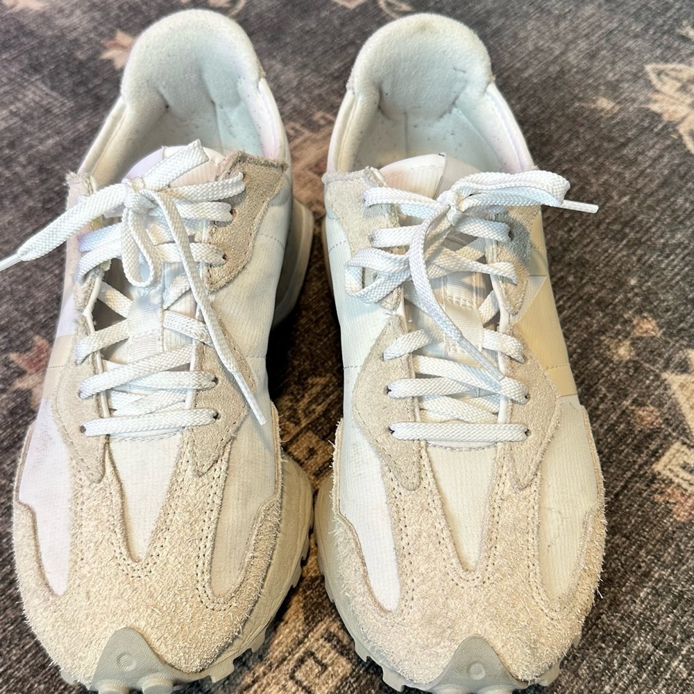 New Balance Sneaker